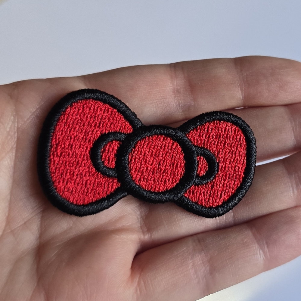 🎀 Hello Kitty Red Bow Sew-On Patch